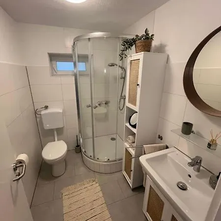 Apartamento Schoene Forchheim Naehe Messeka *